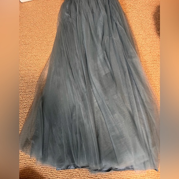 David’s Bridal Strapless Tulle Dress - Picture 3 of 10